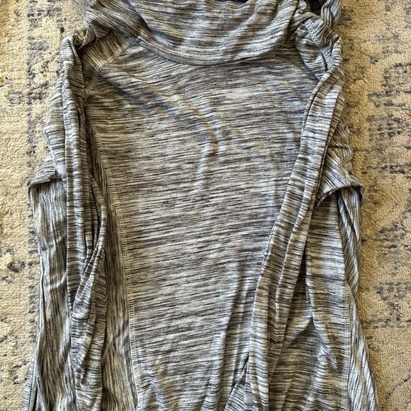 Vintage Marika Balance Collection Gray and White Knit Top - NWOT - Picture 1 of 2